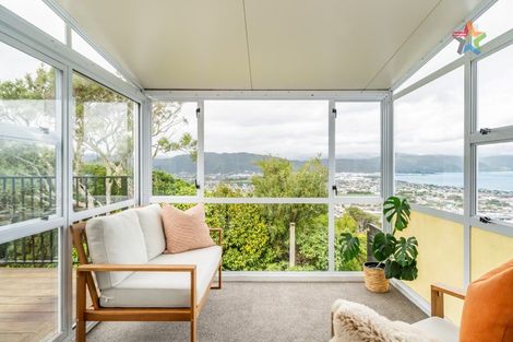 Photo of property in 4/30 London Road, Korokoro, Lower Hutt, 5012