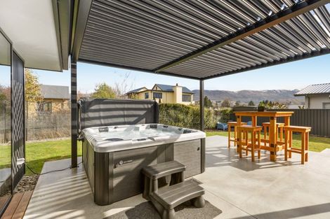 Photo of property in 69 Wallis Drive, Cromwell, 9310