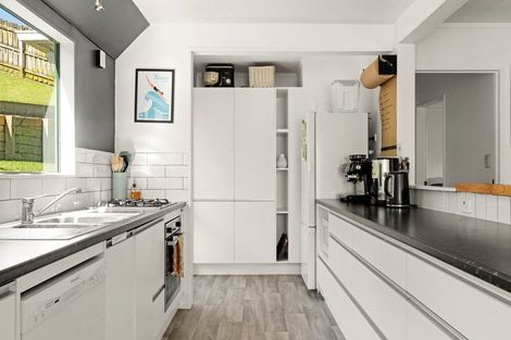 Photo of property in 23 Osprey Drive, Welcome Bay, Tauranga, 3112