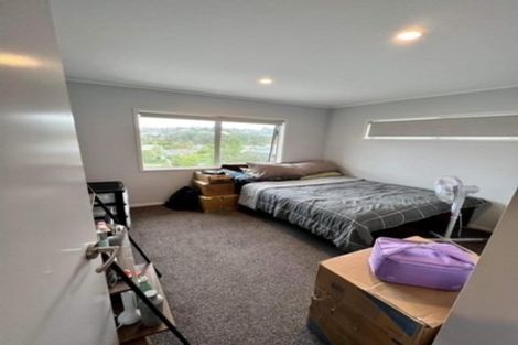 Photo of property in 62a Lauderdale Road, Birkdale, Auckland, 0626