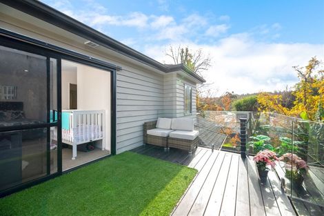 Photo of property in 10a Beeche Place, Birkdale, Auckland, 0626