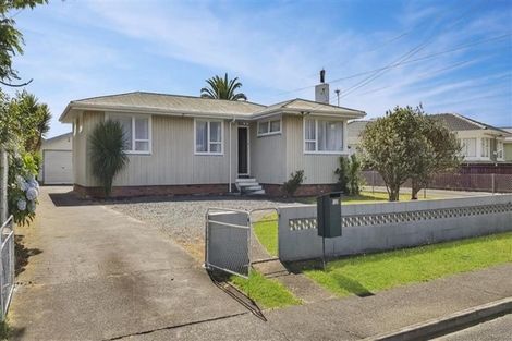 Photo of property in 13 Mcdivitt Street, Manurewa, Auckland, 2102