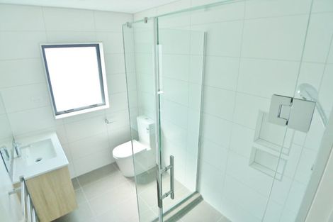 Photo of property in 28 Rakich Place, Henderson, Auckland, 0612