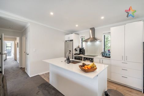 Photo of property in 394a Cambridge Terrace, Naenae, Lower Hutt, 5011