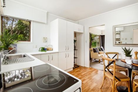 Photo of property in 1/18 Montmere Avenue, Te Atatu Peninsula, Auckland, 0610