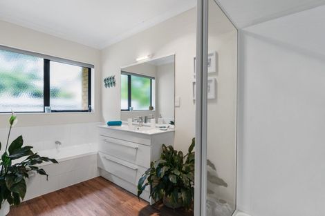 Photo of property in 58 Waipuna Grove, Welcome Bay, Tauranga, 3112