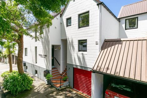 Photo of property in Pitarua Court, 2/11 Pitarua Street, Thorndon, Wellington, 6011