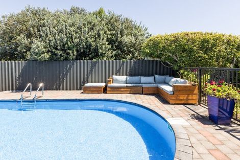 Photo of property in 9 Devon Street, Taradale, Napier, 4112