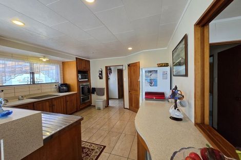 Photo of property in 76 Robertson Road, Ruawai, 0591