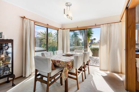 Photo of property in 16 Hayes Place, Half Moon Bay, Auckland, 2012