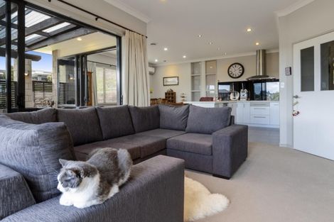 Photo of property in 2 Crater Close, Pyes Pa, Tauranga, 3112