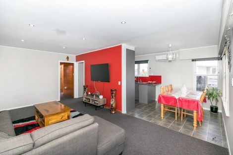 Photo of property in 48 Deanwell Avenue, Deanwell, Hamilton, 3206