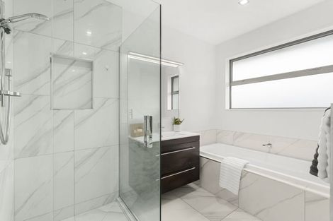 Photo of property in 1 Canter Lane, Aidanfield, Christchurch, 8025