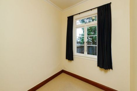 Photo of property in 21 Phoenix Avenue, Hokowhitu, Palmerston North, 4410