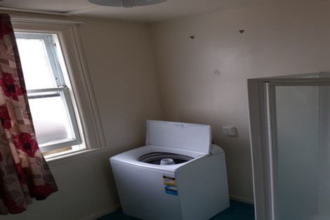 Photo of property in 48-50 Porritt Avenue, Mount Victoria, Wellington, 6011