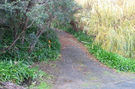 Photo of property in 19 Hillside Crescent, Leigh, 0985