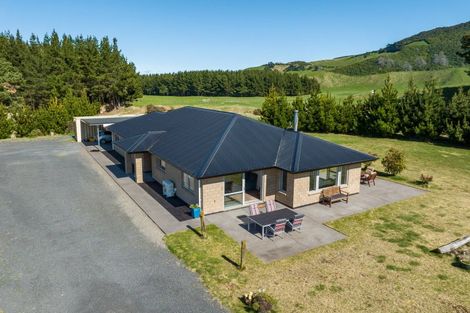 Photo of property in 57 Charnley Way, Kinloch, Taupo, 3385