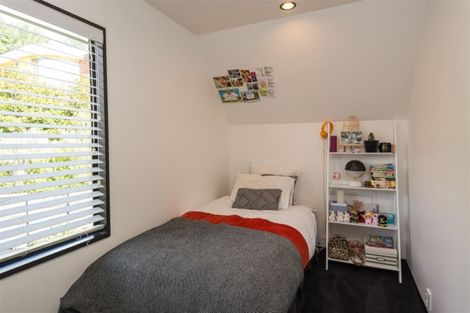 Photo of property in 2/31 Harry Ell Drive, Cashmere, Christchurch, 8022