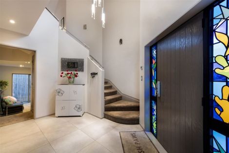 Photo of property in 1/909 Beach Road, Waiake, Auckland, 0630