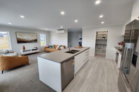 Photo of property in 8 Paul Way, Pokeno, 2402