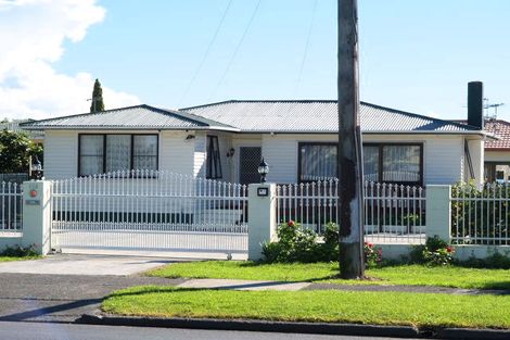 Photo of property in 427 Massey Road, Mangere East, Auckland, 2024