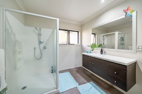 Photo of property in 295a Maungaraki Road, Maungaraki, Lower Hutt, 5010