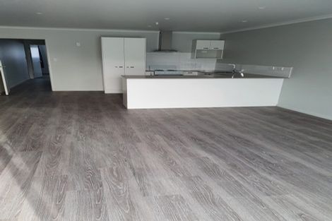 Photo of property in 2/9 View Road, Papakura, 2110