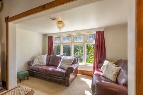 Photo of property in 2 Rose Street, Waipawa, 4210