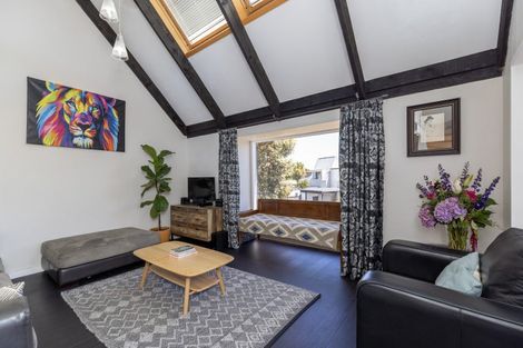 Photo of property in 2 Bermuda Grove, Paraparaumu Beach, Paraparaumu, 5032