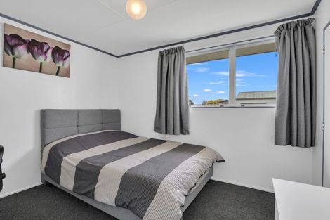 Photo of property in 111 Apollo Parade, Milson, Palmerston North, 4414