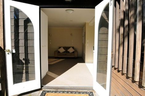 Photo of property in St Marys Close, 15/435 Parnell Road, Parnell, Auckland, 1052