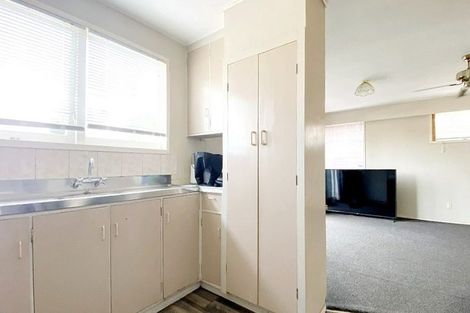 Photo of property in 2/1 Hill Road, Papatoetoe, Auckland, 2025