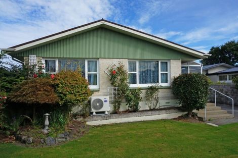 Photo of property in 2 Cruickshank Crescent, Rosedale, Invercargill, 9810