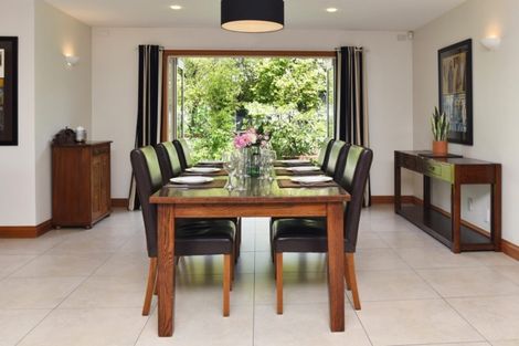 Photo of property in 32 Wai-iti Terrace, Burnside, Christchurch, 8052