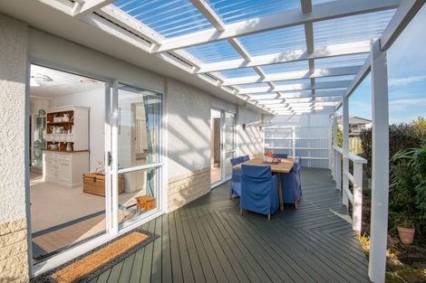 Photo of property in 8 Esk Place, Mosgiel, 9024