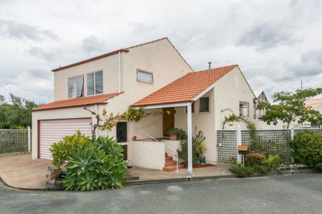 Photo of property in 11/180 Charles Street, Westshore, Napier, 4110