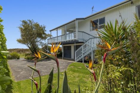 Photo of property in 696 Papamoa Beach Road, Papamoa Beach, Papamoa, 3118
