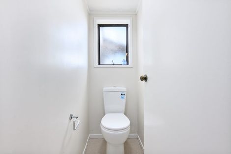 Photo of property in 1/294 Great North Road, Henderson, Auckland, 0612