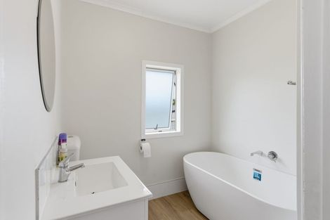 Photo of property in 4 Seascape Lane, Coopers Beach, 0420