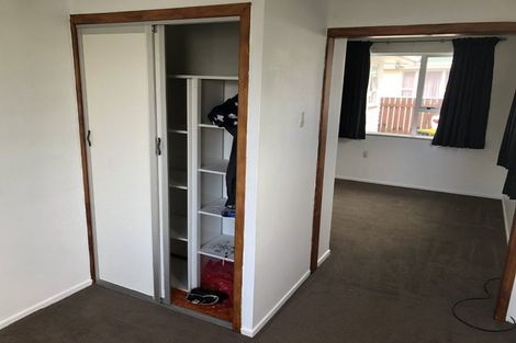 Photo of property in 12 Riversdale Drive, Merrilands, New Plymouth, 4312