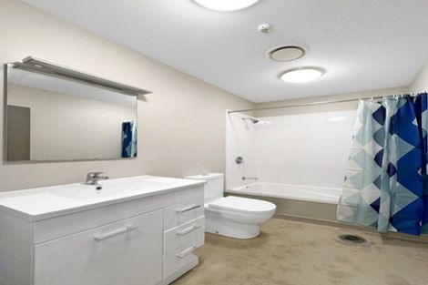 Photo of property in Sharella Living, 20 Glenmore Street, Thorndon, Wellington, 6011