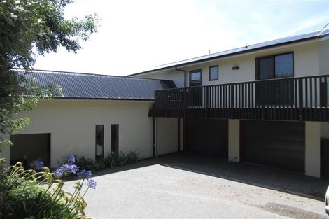 Photo of property in 11 Longhurst Terrace, Cashmere, Christchurch, 8022