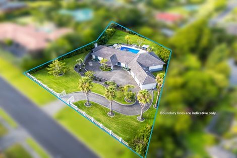 Photo of property in 7 Burgundy Park Avenue, Henderson, Auckland, 0612