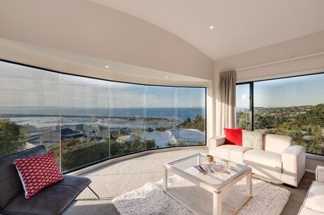 Photo of property in 4 Gardenhill Lane, Redcliffs, Christchurch, 8081