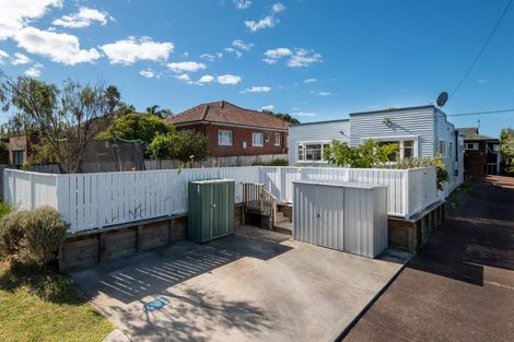 Photo of property in 1/10 Coronation Street, Belmont, Auckland, 0622