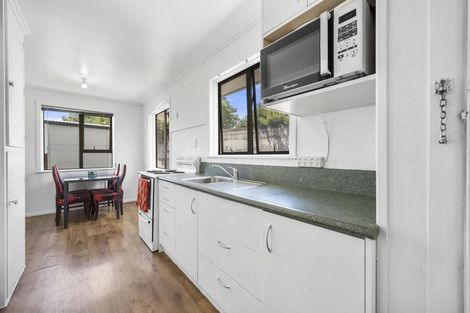 Photo of property in 63 Myers Road, Manurewa East, Auckland, 2102