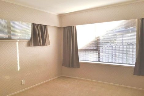 Photo of property in 5 Binda Place, Botany Downs, Auckland, 2010