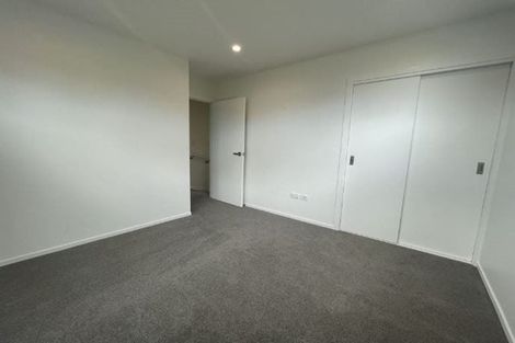 Photo of property in 15/12 Tawa Road, Te Atatu Peninsula, Auckland, 0610