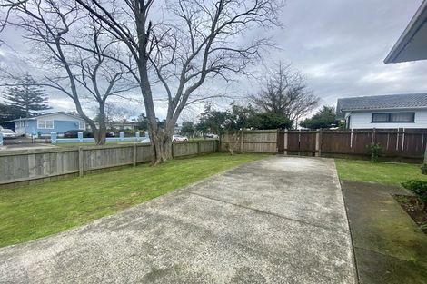 Photo of property in 52 Boundary Road, Clover Park, Auckland, 2019