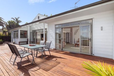 Photo of property in 6 Penny Place, Welcome Bay, Tauranga, 3175